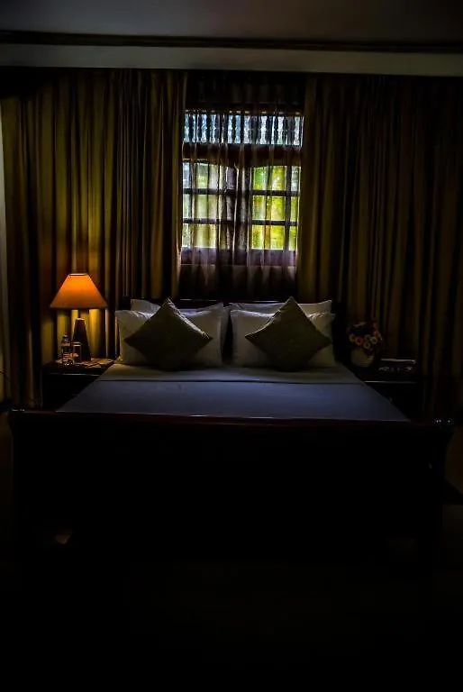Ocean Beauty Hotel Negombo